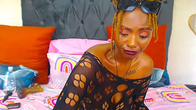 SAVAGExBOO online show from February 2025 06:03:01 AM