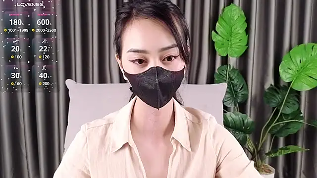 Snapshot of -----Sue----- chatting on February 2025 03:40:01 PM -----Sue----- online show from February 2025 03:40:01 PM