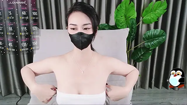 Snapshot of -----Sue----- chatting on March 2025 03:57:02 AM -----Sue----- online show from March 2025 03:57:02 AM