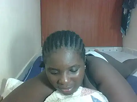 hotebbbyy online show from May 2026 06:35:02 PM
