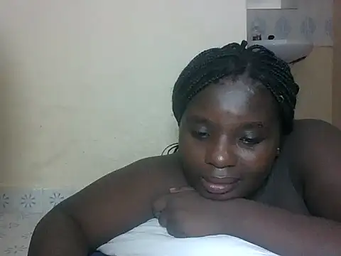 hotebbbyy online show from May 2026 05:09:02 PM