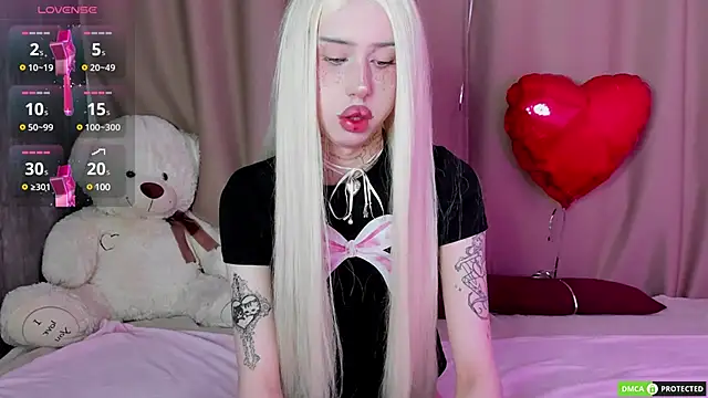 Joy Barker online show from March 2025 01:49:02 PM