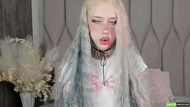 Joy Barker online show from October 2025 01:55:02 PM