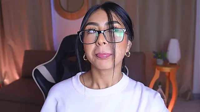 Sara albrecht online show from January 2025 03:21:01 PM