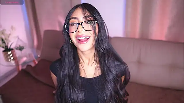 Sara albrecht online show from January 2025 01:05:01 PM