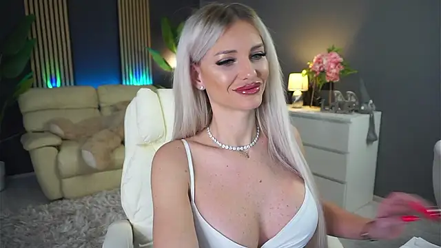 SweetBlondy35 online show from February 2026 06:48:01 PM