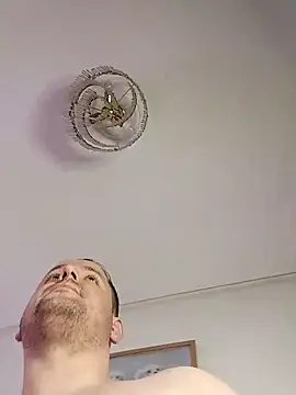 lobito1997 online show from March 2025 01:54:01 AM