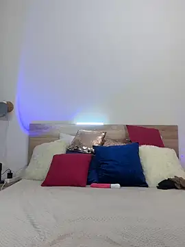 KateRedgar online show from February 2026 01:40:01 PM