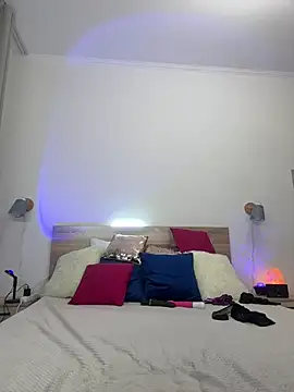 KateRedgar online show from February 2026 02:24:02 PM