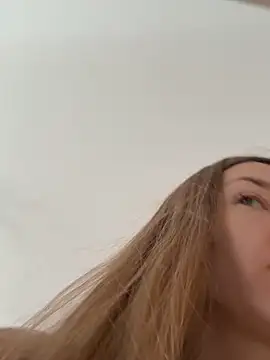 KateRedgar online show from April 2026 08:31:01 AM