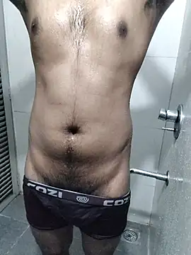 hottboy 39 online show from May 2026 07:55:02 PM