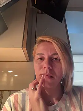 Snapshot of tanyagrey chatting on January 2026 06:51:02 AM tanyagrey online show from January 2026 06:51:02 AM