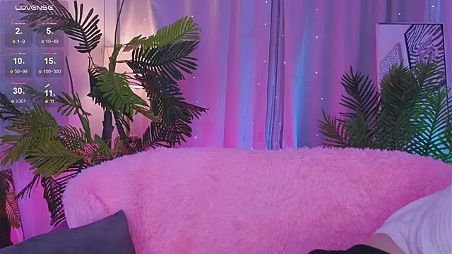 Mia  Peach online show from March 2025 04:49:02 AM