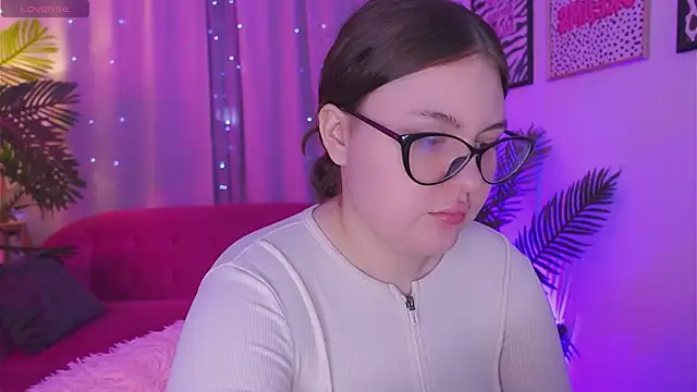 Mia  Peach online show from March 2025 12:05:01 AM