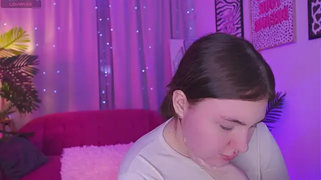 Mia  Peach online show from March 2025 03:09:02 AM