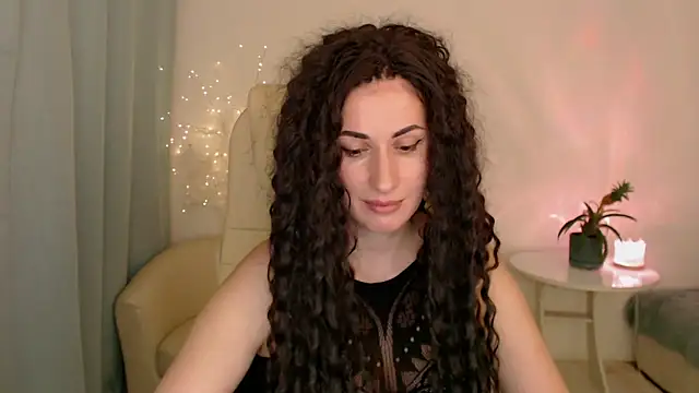 MaryMalory11 online show from March 2025 04:11:02 PM