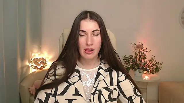 MaryMalory11 online show from February 2026 03:51:01 PM