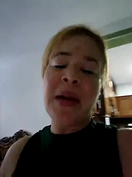 lamorbosa37 online show from March 2025 06:11:01 PM