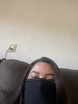 Larissa077 online show from April 2026 07:29:01 PM