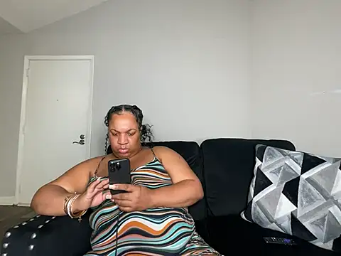 Snapshot of Badgirlbrittt chatting on January 2025 08:33:01 PM Badgirlbrittt online show from January 2025 08:33:01 PM