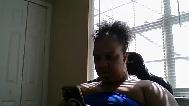 Snapshot of Badgirlbrittt chatting on October 2025 06:36:01 PM Badgirlbrittt online show from October 2025 06:36:01 PM