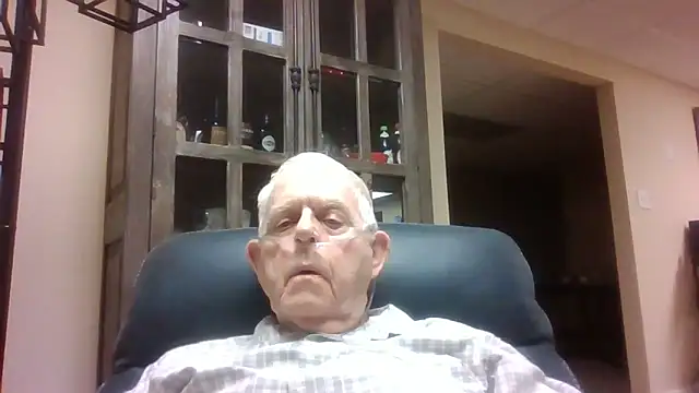 Snapshot of bootlegmanz chatting on November 2025 01:33:02 AM bootlegmanz online show from November 2025 01:33:02 AM