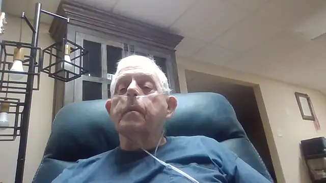 Snapshot of bootlegmanz chatting on November 2025 02:55:02 PM bootlegmanz online show from November 2025 02:55:02 PM