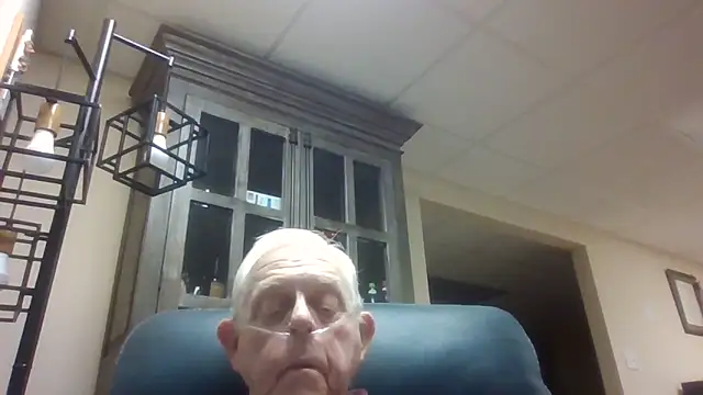 Snapshot of bootlegmanz chatting on November 2025 02:45:02 PM bootlegmanz online show from November 2025 02:45:02 PM