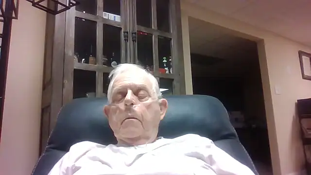 Snapshot of bootlegmanz chatting on November 2025 02:54:01 PM bootlegmanz online show from November 2025 02:54:01 PM