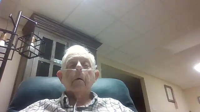 Snapshot of bootlegmanz chatting on November 2025 12:07:01 PM bootlegmanz online show from November 2025 12:07:01 PM