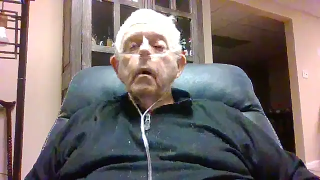 Snapshot of bootlegmanz chatting on November 2025 12:57:01 AM bootlegmanz online show from November 2025 12:57:01 AM