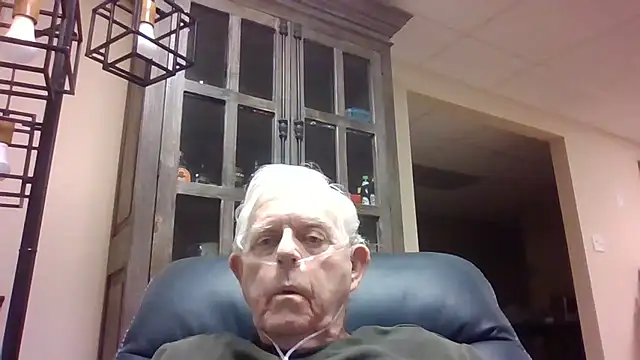 Snapshot of bootlegmanz chatting on January 2026 07:17:01 PM bootlegmanz online show from January 2026 07:17:01 PM