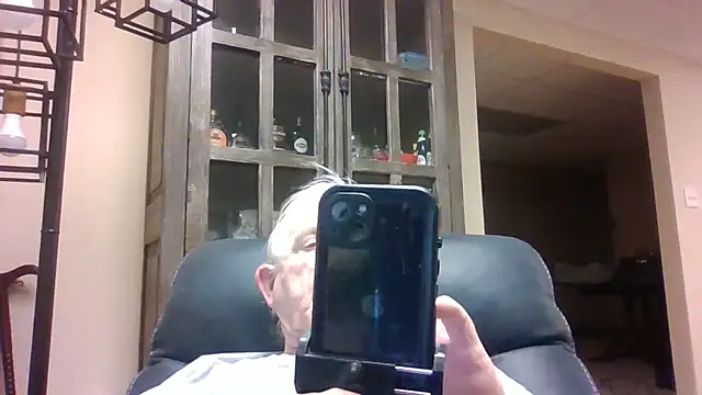 Snapshot of bootlegmanz chatting on February 2026 07:58:02 PM bootlegmanz online show from February 2026 07:58:02 PM