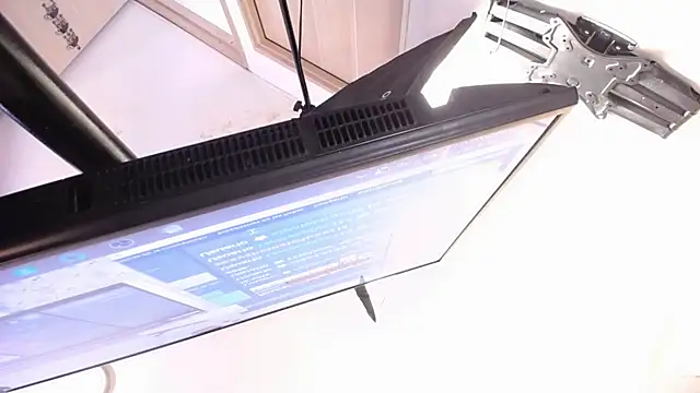 Snapshot of camilasexy111 chatting on December 2024 04:21:02 PM camilasexy111 online show from December 2024 04:21:02 PM