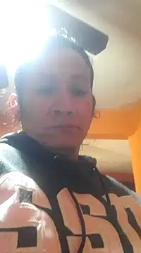 Snapshot of miicheele32 chatting on February 2025 05:26:02 PM miicheele32 online show from February 2025 05:26:02 PM