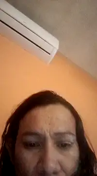 Snapshot of miicheele32 chatting on February 2025 07:04:01 PM miicheele32 online show from February 2025 07:04:01 PM