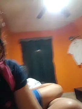 Snapshot of miicheele32 chatting on February 2025 09:39:02 AM miicheele32 online show from February 2025 09:39:02 AM