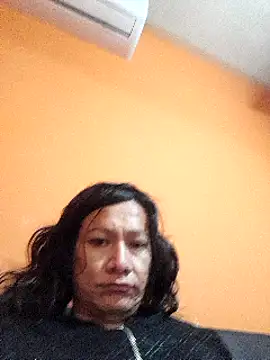 Snapshot of miicheele32 chatting on March 2025 03:59:01 PM miicheele32 online show from March 2025 03:59:01 PM