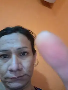 Snapshot of miicheele32 chatting on September 2025 11:05:02 PM miicheele32 online show from September 2025 11:05:02 PM