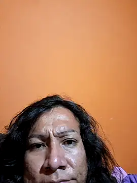 Snapshot of miicheele32 chatting on October 2025 07:14:02 AM miicheele32 online show from October 2025 07:14:02 AM