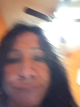 Snapshot of miicheele32 chatting on November 2025 09:33:02 AM miicheele32 online show from November 2025 09:33:02 AM