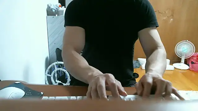 Stellan 0412 online show from April 2026 04:31:02 PM