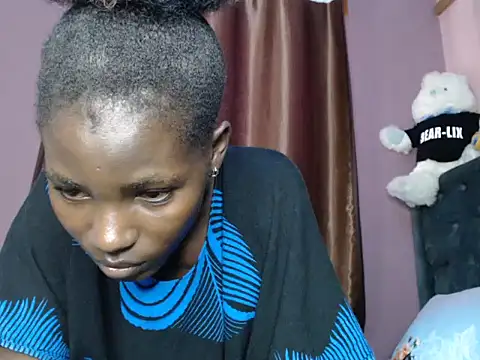 Snapshot of TrishaKalid chatting on January 2025 09:32:02 AM TrishaKalid online show from January 2025 09:32:02 AM