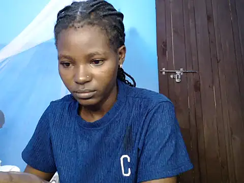 Snapshot of TrishaKalid chatting on October 2025 08:12:01 AM TrishaKalid online show from October 2025 08:12:01 AM