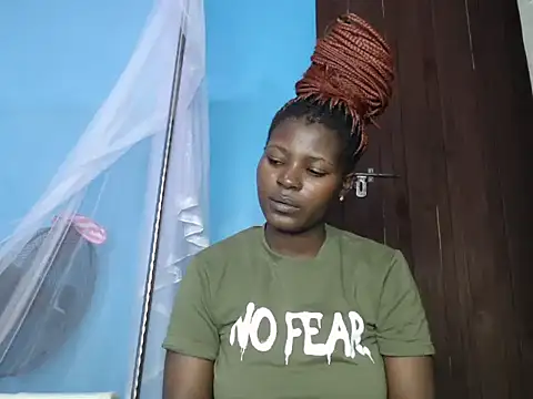 Snapshot of TrishaKalid chatting on December 2025 07:29:02 PM TrishaKalid online show from December 2025 07:29:02 PM