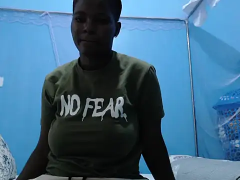 Snapshot of TrishaKalid chatting on February 2026 06:21:01 AM TrishaKalid online show from February 2026 06:21:01 AM