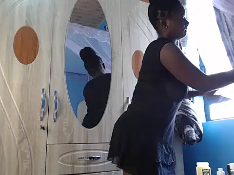 Snapshot of TrishaKalid chatting on February 2026 07:59:02 AM TrishaKalid online show from February 2026 07:59:02 AM