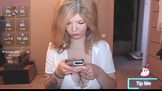 Snapshot of Brience chatting on April 2026 02:04:01 AM Brience online show from April 2026 02:04:01 AM