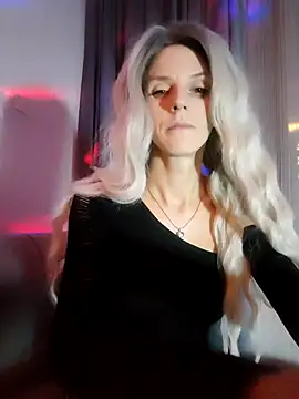 Snapshot of _LittleAngel_ chatting on December 2024 09:28:02 PM LittleAngel online show from December 2024 09:28:02 PM