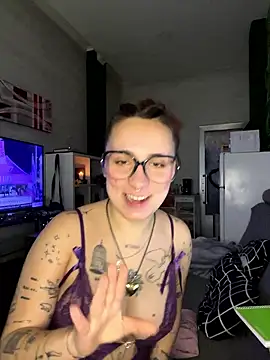 Snapshot of Hawitxui chatting on January 2026 09:13:01 AM Hawitxui online show from January 2026 09:13:01 AM